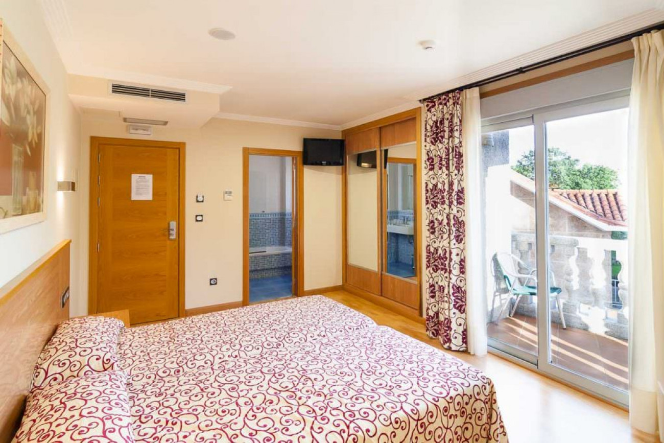 Habitación superior amplia y luminosa