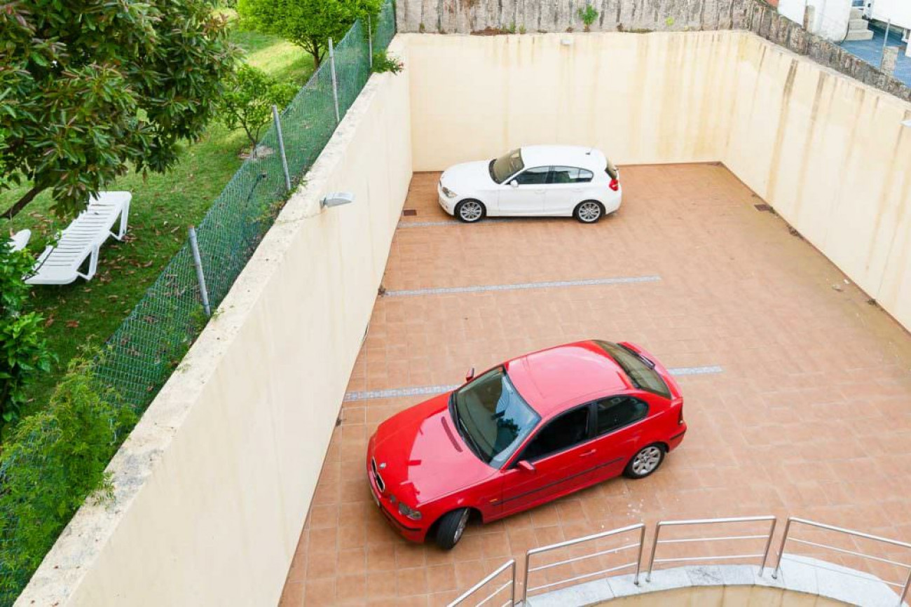 Parking exterior hotel Pontus Veteris Sanxenxo