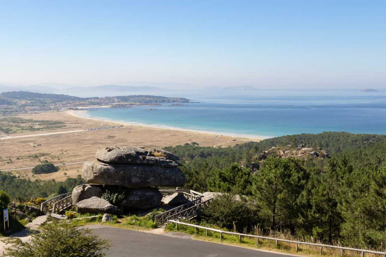 Vistas desde el monte siradella. A lanzada